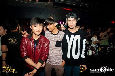 Countdown to 6 Anniversary Party — photo 8
