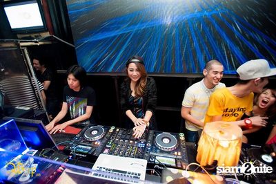 Countdown to 6 Anniversary Party — photo 144