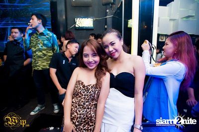 Countdown to 6 Anniversary Party — photo 25