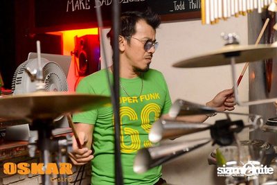 NUM T-BONE vs. DJ ALEX FISCHER — photo 104