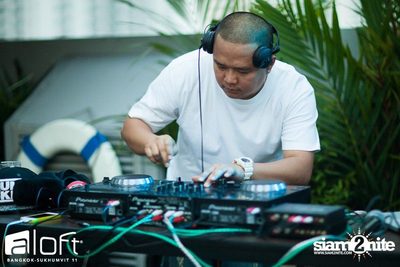 St. TroBabes Pool Party — photo 42