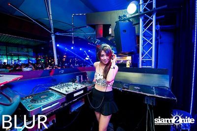 BLUR presents LESS IS MORE PARTY — photo 13