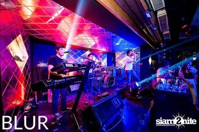 BLUR presents LESS IS MORE PARTY — photo 6