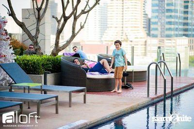 Christmas Pool Party — photo 10