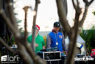 Christmas Pool Party — photo 23