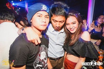 Countdown to 6 Anniversary Party — photo 8