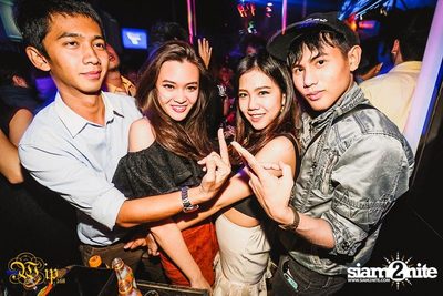 Countdown to 6 Anniversary Party — photo 97