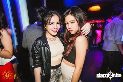 Countdown to 6 Anniversary Party — photo 10