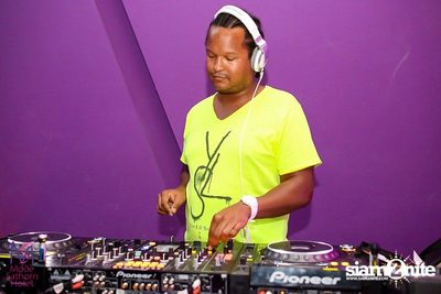 New Year's Eve - One Nite with Steven Lee — photo 14