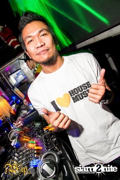 Countdown to 6 Anniversary Party — photo 15