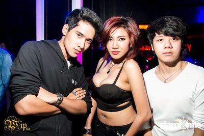 Countdown to 6 Anniversary Party — photo 16