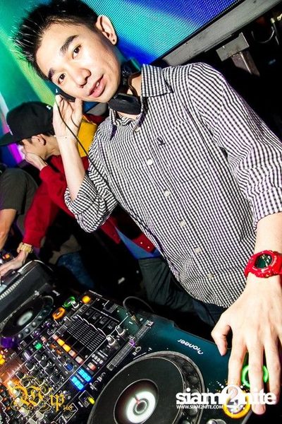Countdown to 6 Anniversary Party — photo 63