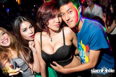 Countdown to 6 Anniversary Party — photo 38