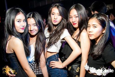 Countdown to 6 Anniversary Party — photo 1