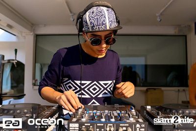 BIKINI POOL PARTY w/ DJ Queen Victoria — photo 4
