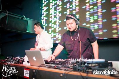 Wasted Youth & MEEZ pres. Valentine's Day — photo 3