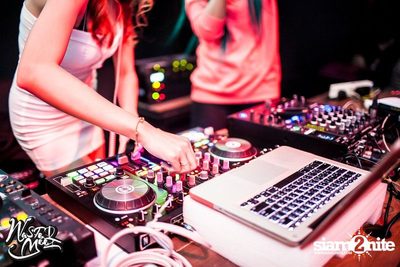 Wasted Youth & MEEZ pres. Valentine's Day — photo 59