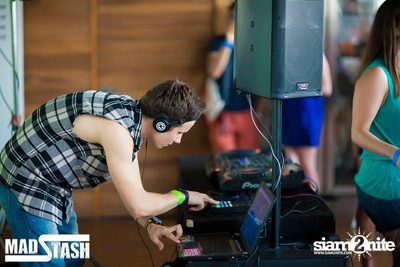 SO Pool Party - SO Stylish Music — photo 107