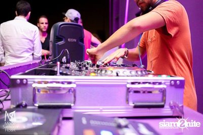 SUNDOWNER Sunset Pool & Rooftop Party — photo 52
