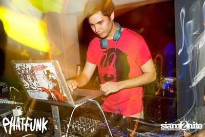 SPLASH-BACK POOL PARTY by PHATFUNK — photo 88