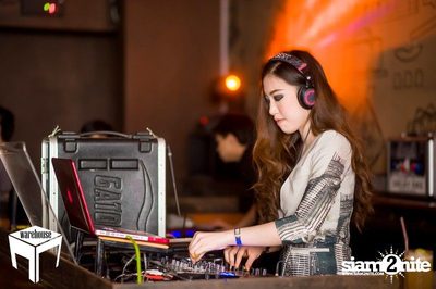 Warehouse Party (Album 2) — photo 8
