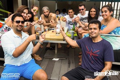 MIAMI BEACH POOL PARTY — photo 57