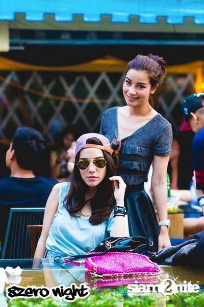 8zeronight x Bling Kitchen pres. Ribs & HipHop — photo 13