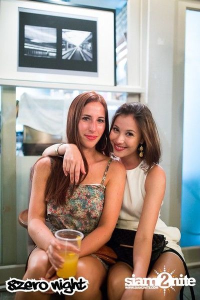 8zeronight x Bling Kitchen pres. Ribs & HipHop — photo 65