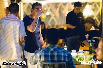 8zeronight x Bling Kitchen pres. Ribs & HipHop — photo 45