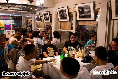 8zeronight x Bling Kitchen pres. Ribs & HipHop — photo 81