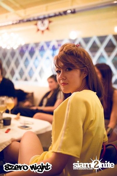 8zeronight x Bling Kitchen pres. Ribs & HipHop — photo 76