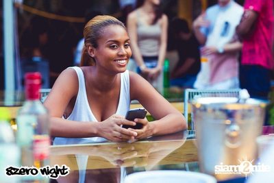 8zeronight x Bling Kitchen pres. Ribs & HipHop — photo 18