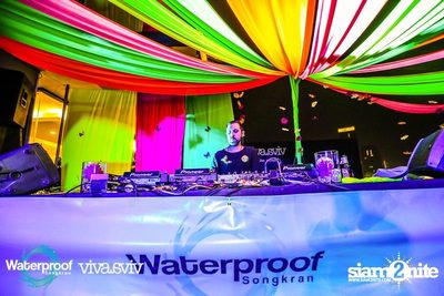 Waterproof Songkran — photo 2
