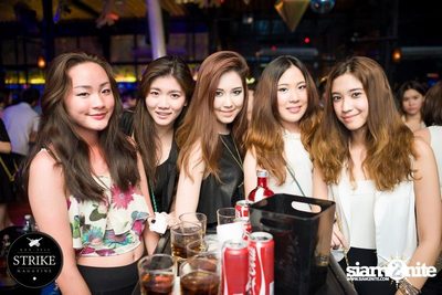 Strike pres. Hot Bodies Party — photo 38