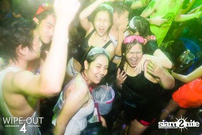 Wipe Out 4 Songkran Festival — photo 78