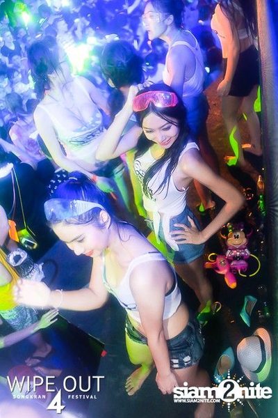 Wipe Out 4 Songkran Festival — photo 124