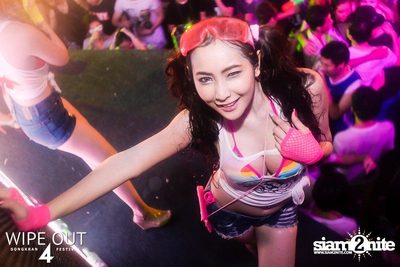 Wipe Out 4 Songkran Festival — photo 9
