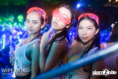 Wipe Out 4 Songkran Festival — photo 150