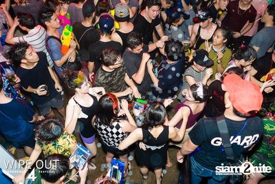 Wipe Out 4 Songkran Festival — photo 16