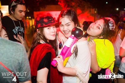 Wipe Out 4 Songkran Festival — photo 24