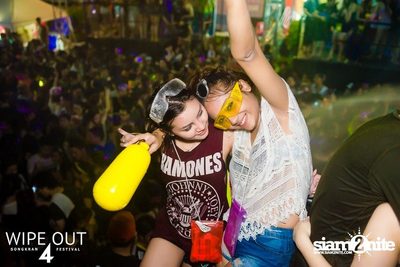 Wipe Out 4 Songkran Festival — photo 179