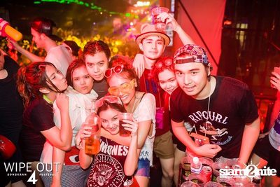 Wipe Out 4 Songkran Festival — photo 176