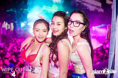 Wipe Out 4 Songkran Festival — photo 1