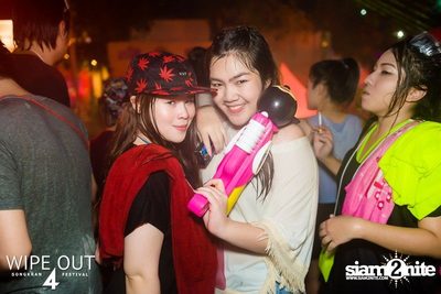 Wipe Out 4 Songkran Festival — photo 23