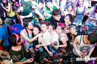 Wipe Out 4 Songkran Festival — photo 38