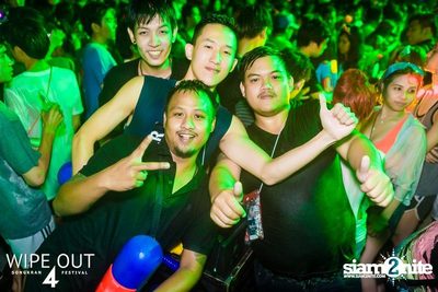 Wipe Out 4 Songkran Festival — photo 2