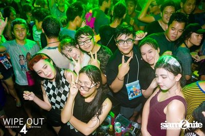 Wipe Out 4 Songkran Festival — photo 11