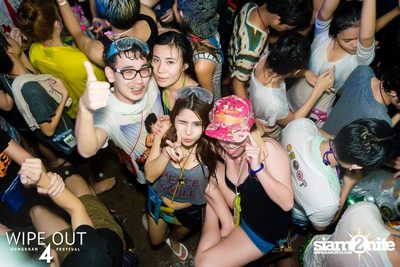 Wipe Out 4 Songkran Festival — photo 195