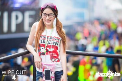 Wipe Out 4 Songkran Festival — photo 37