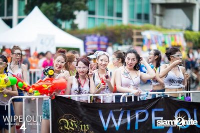 Wipe Out 4 Songkran Festival — photo 384